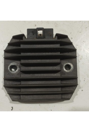 Regolatore di tensione...